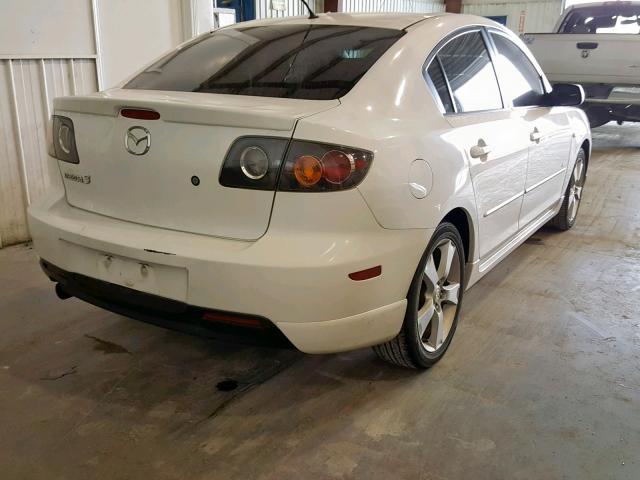 JM1BK123551237360 - 2005 MAZDA 3 S WHITE photo 4