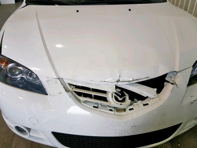 JM1BK123551237360 - 2005 MAZDA 3 S WHITE photo 9