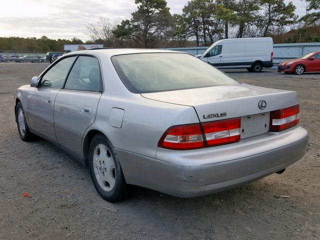 JT8BF28G1Y5091667 - 2000 LEXUS ES 300 SILVER photo 3