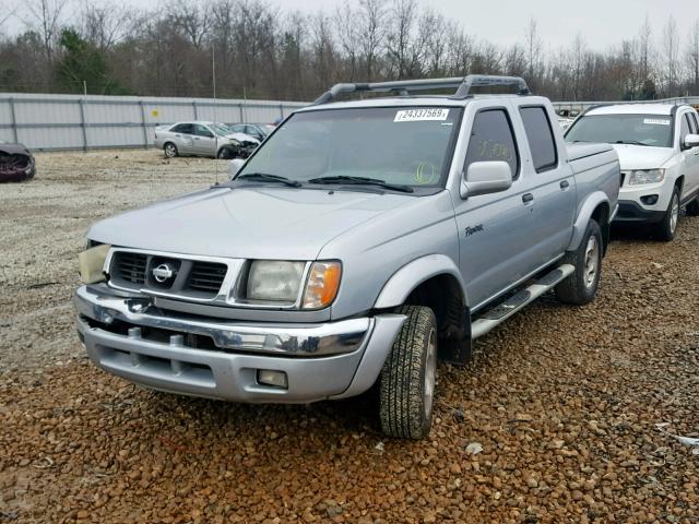 1N6ED27T3YC359355 - 2000 NISSAN FRONTIER C SILVER photo 2