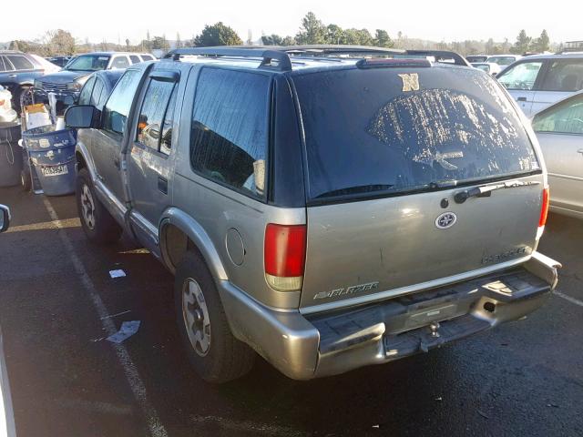 1GNDT13W12K150471 - 2002 CHEVROLET BLAZER BROWN photo 3