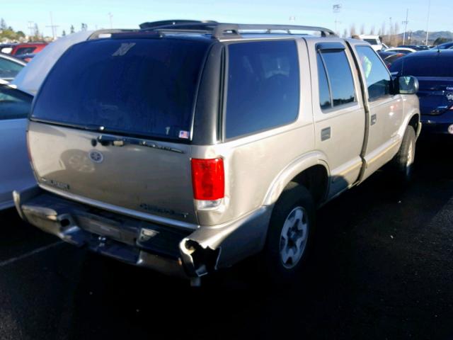 1GNDT13W12K150471 - 2002 CHEVROLET BLAZER BROWN photo 4