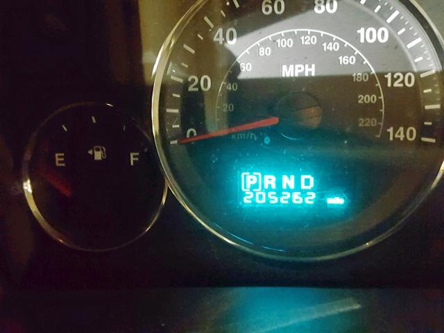 1J8HG48KX6C337755 - 2006 JEEP COMMANDER BLACK photo 8