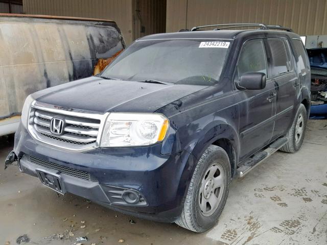 5FNYF3H26CB002558 - 2012 HONDA PILOT LX BLUE photo 2