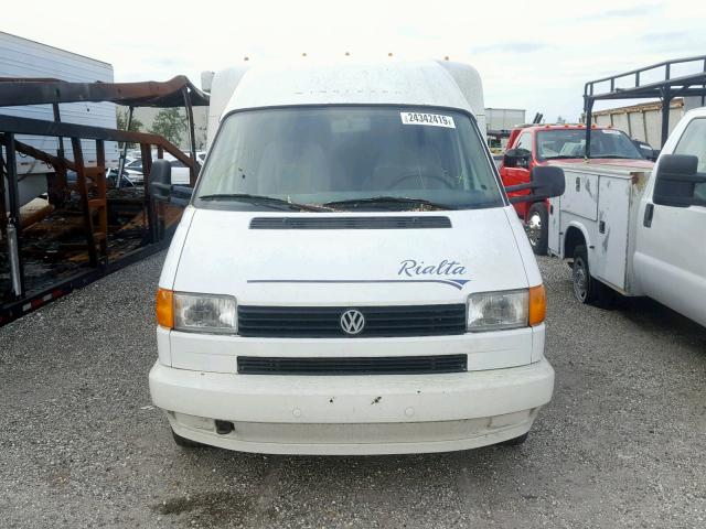 1WVAE0701SH020763 - 1995 WINNEBAGO RIALTA MOT WHITE photo 9