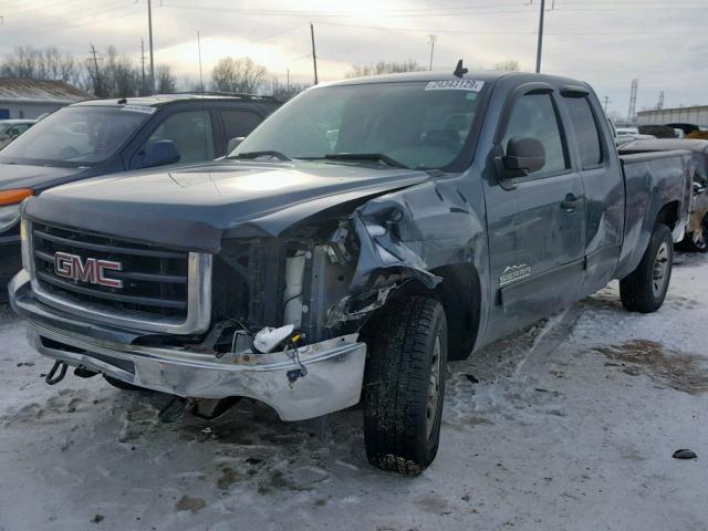 1GTSKUEA6AZ152132 - 2010 GMC SIERRA K15 BLUE photo 2