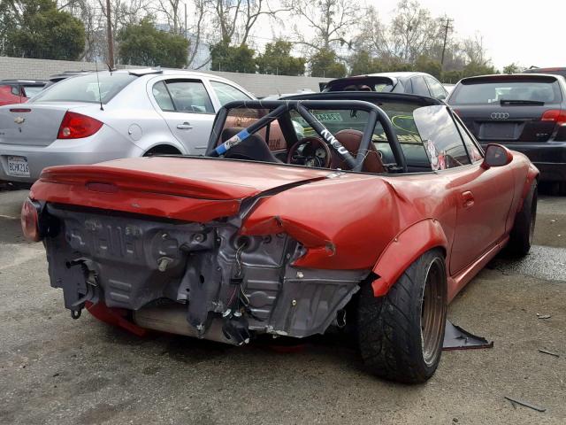 JM1NB353620229533 - 2002 MAZDA MX-5 MIATA RED photo 4