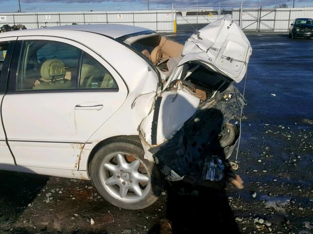 WDBRF81J13F359675 - 2003 MERCEDES-BENZ C 240 4MAT WHITE photo 9