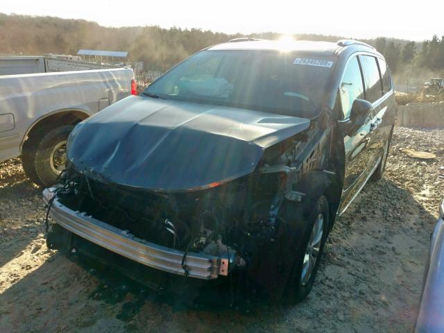 2C4RC1EG3JR144269 - 2018 CHRYSLER PACIFICA T GRAY photo 2