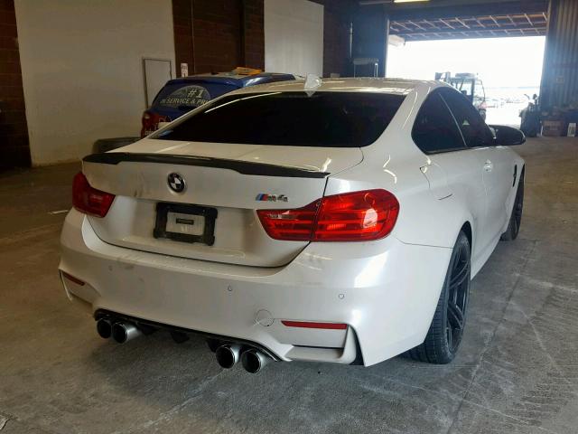 WBS3R9C57FK333428 - 2015 BMW M4 WHITE photo 4