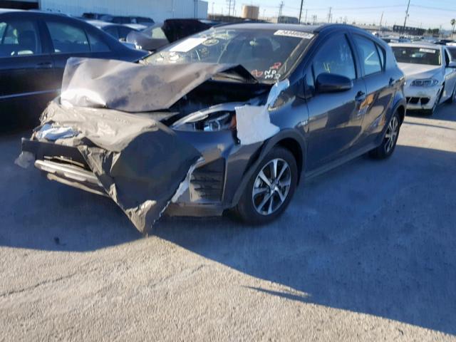 JTDKDTB36J1602497 - 2018 TOYOTA PRIUS C GRAY photo 2