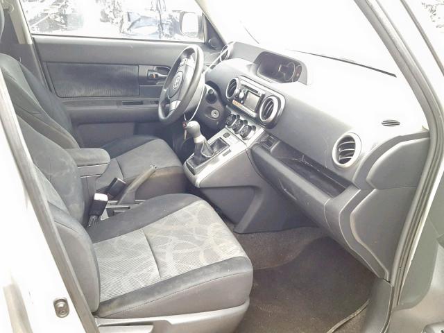 JTLZE4FE4B1125815 - 2011 TOYOTA SCION XB Күміс фото 5