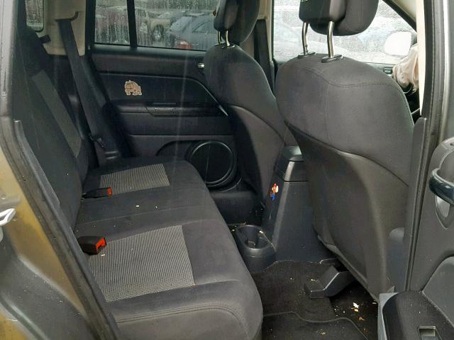 1J4NT1FA6BD190363 - 2011 JEEP COMPASS SP 灰色 照片 6