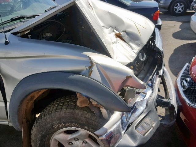 5TESN92N34Z417013 - 2004 TOYOTA TACOMA XTR ვერცხლისფერი ფოტო 9