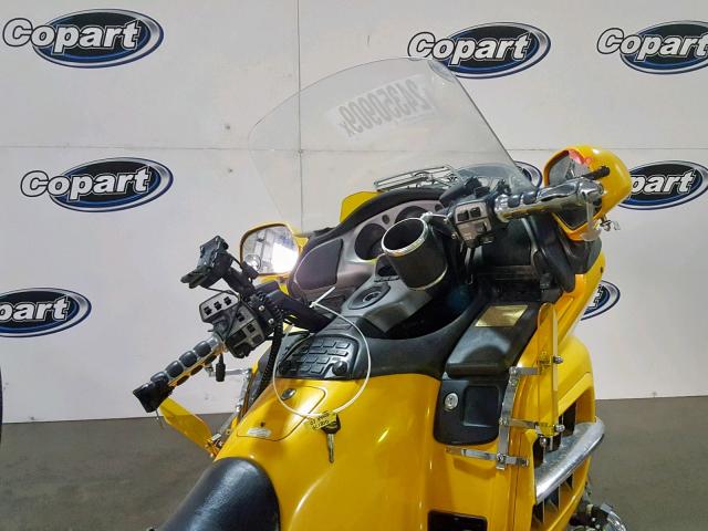 1HFSC470X3A202801 - 2003 HONDA GL1800 YELLOW photo 5