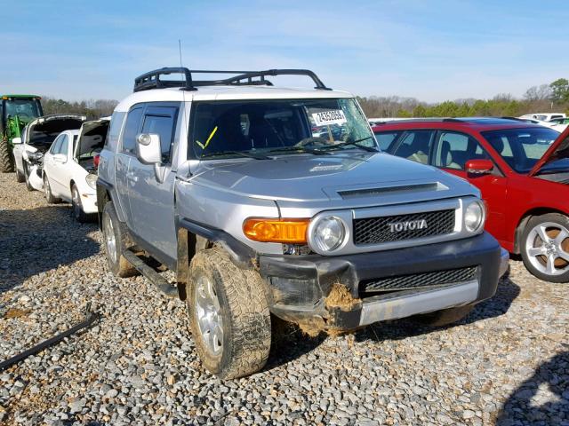 JTEBU11F070067791 - 2007 TOYOTA FJ CRUISER SILVER photo 1