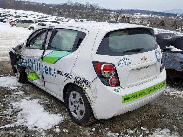 1G1JA6SG1G4164822 - 2016 CHEVROLET SONIC LS WHITE photo 3