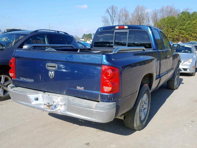 1D7HE42K56S638418 - 2006 DODGE DAKOTA SLT BLUE photo 4