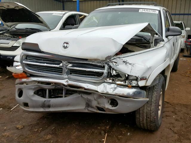 1B7GL2AXX1S215811 - 2001 DODGE DAKOTA QUA WHITE photo 9