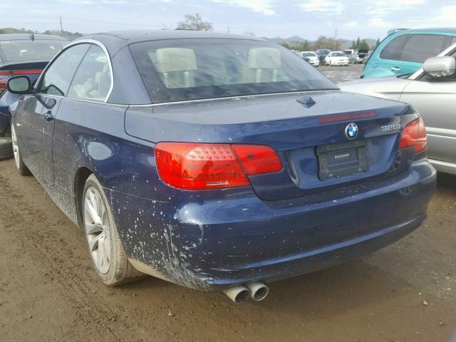 WBADW7C5XBE726564 - 2011 BMW 328 I SULE BLUE photo 3