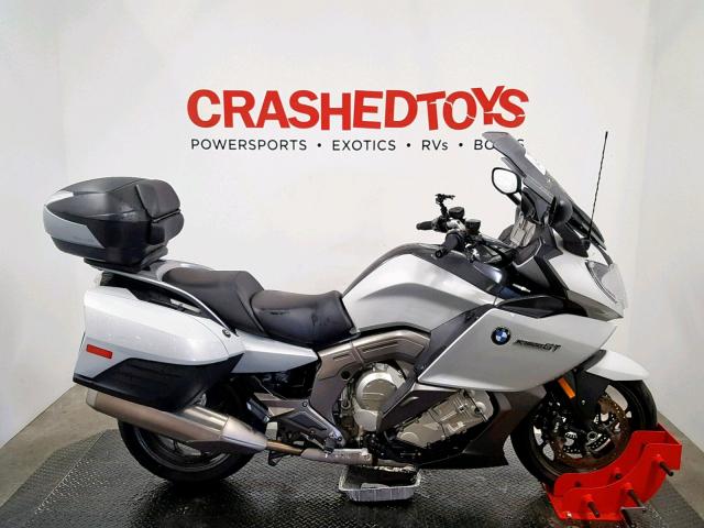 WB1061103CZX80365 - 2012 BMW K1600 GT SILVER photo 1