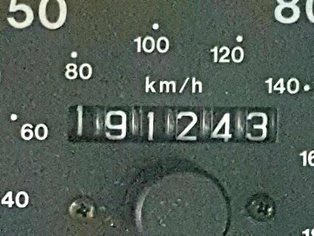 4S6CM58W9X4419218 - 1999 HONDA PASSPORT E 黑色 照片 8