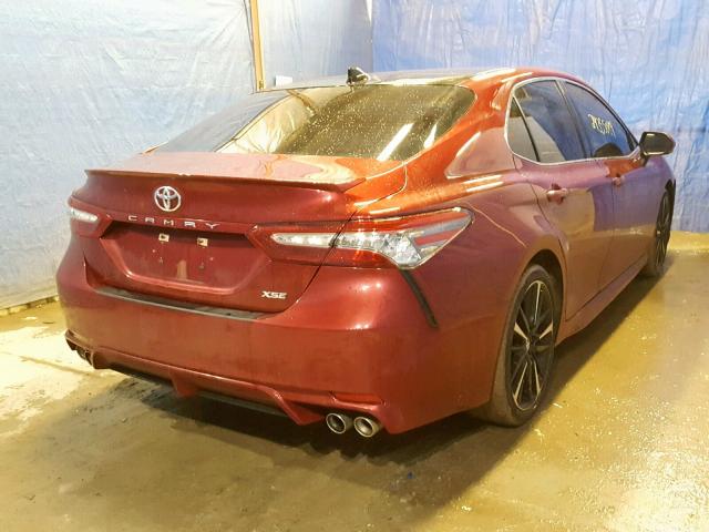 4T1BZ1HK0JU502149 - 2018 TOYOTA CAMRY XSE RED photo 4