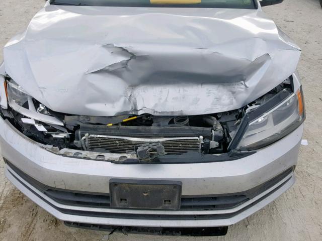 3VW2K7AJ8FM348960 - 2015 VOLKSWAGEN JETTA BASE SILVER photo 9