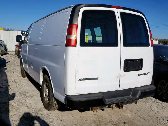 1GCFH15T861244140 - 2006 CHEVROLET EXPRESS G1 WHITE photo 3