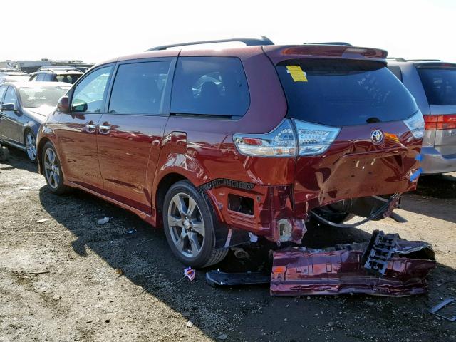 5TDXZ3DC0HS879941 - 2017 TOYOTA SIENNA SE BURGUNDY photo 3