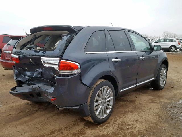 2LMDJ8JK3EBL07911 - 2014 LINCOLN MKX BLUE photo 4