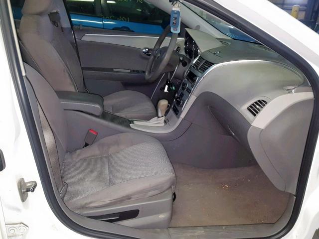 1G1ZA5E11BF143230 - 2011 CHEVROLET MALIBU LS WHITE photo 5