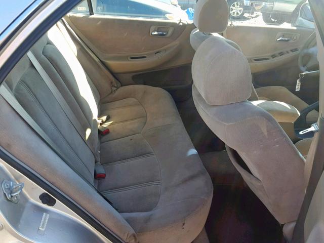 JHMCG5640XC002645 - 1999 HONDA ACCORD LX SILVER photo 6