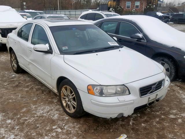 YV1RH592872632562 - 2007 VOLVO S60 2.5T WHITE photo 1