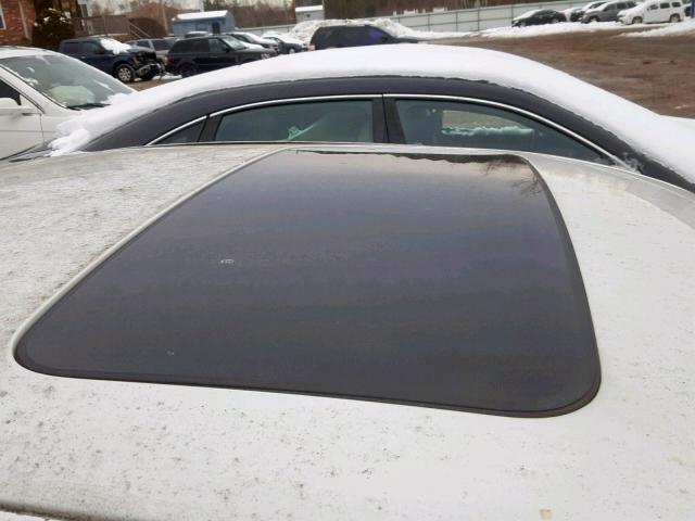 YV1RH592872632562 - 2007 VOLVO S60 2.5T WHITE photo 9