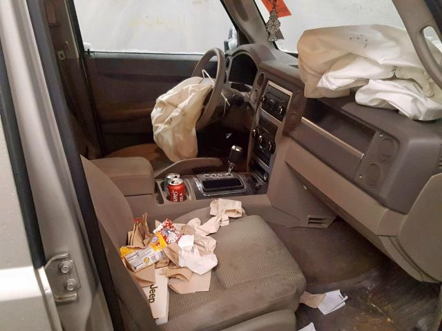 1J8HG48K88C236295 - 2008 JEEP COMMANDER SILVER photo 5