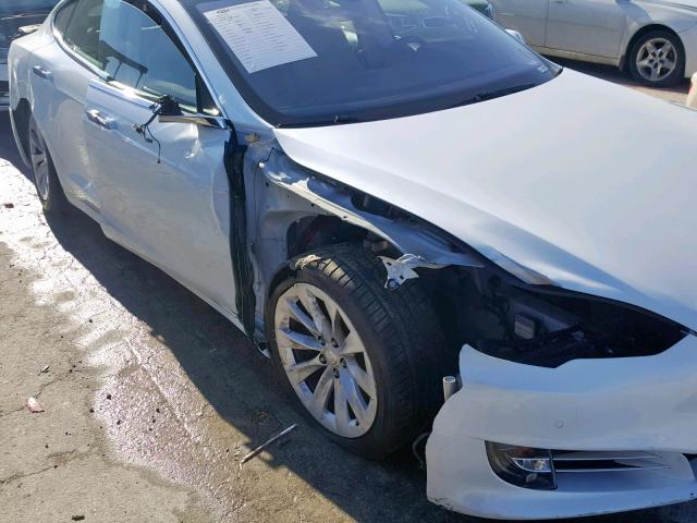 5YJSA1E19GF155400 - 2016 TESLA MODEL S WHITE photo 9