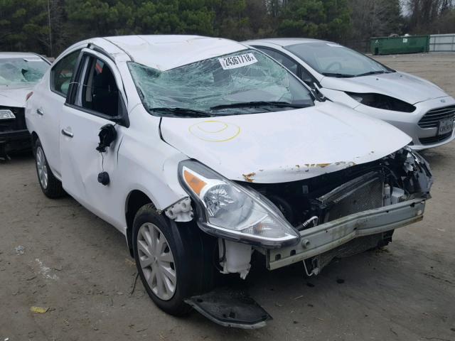 3N1CN7AP6GL847821 - 2016 NISSAN VERSA S WHITE photo 1