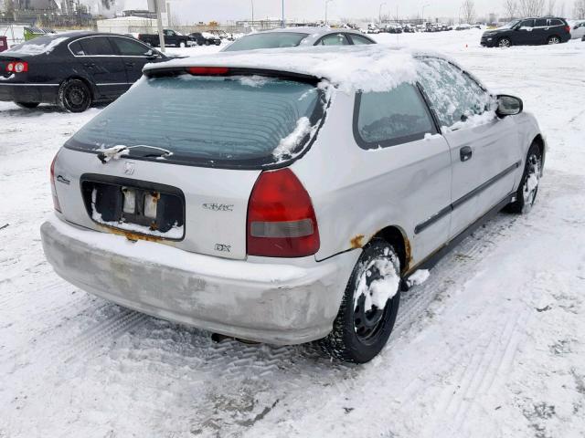 2HGEJ6334XH001770 - 1999 HONDA CIVIC DX SILVER photo 4