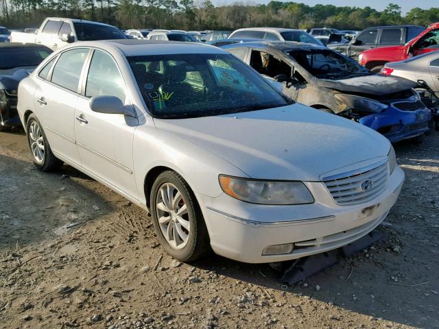 KMHFC46F27A172423 - 2007 HYUNDAI AZERA SE WHITE photo 1