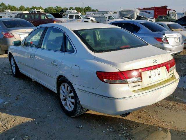 KMHFC46F27A172423 - 2007 HYUNDAI AZERA SE WHITE photo 3