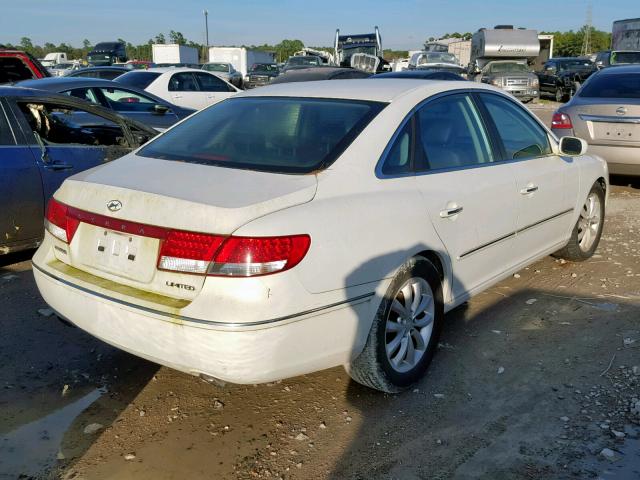 KMHFC46F27A172423 - 2007 HYUNDAI AZERA SE WHITE photo 4