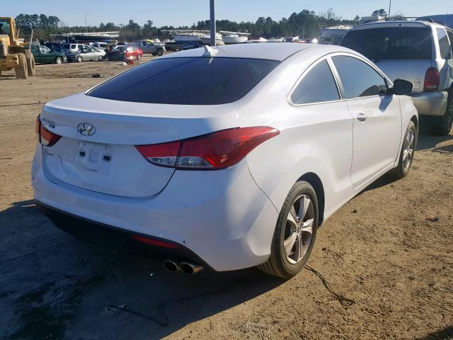 KMHDH6AE5DU000397 - 2013 HYUNDAI ELANTRA CO WHITE photo 4