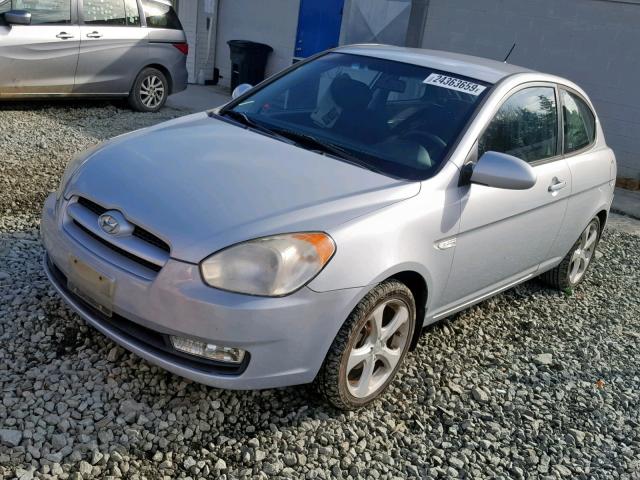 KMHCN36C68U064707 - 2008 HYUNDAI ACCENT SE SILVER photo 2