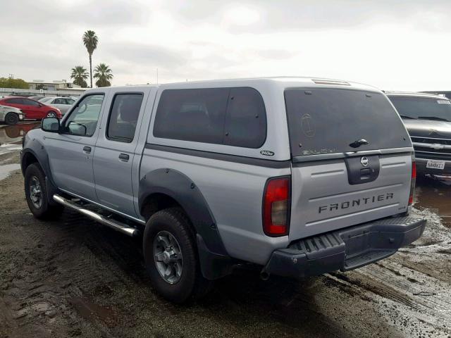 1N6ED27T02C387587 - 2002 NISSAN FRONTIER C SILVER photo 3