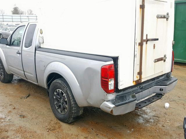 1N6AD0CUXGN723209 - 2016 NISSAN FRONTIER S SILVER photo 9