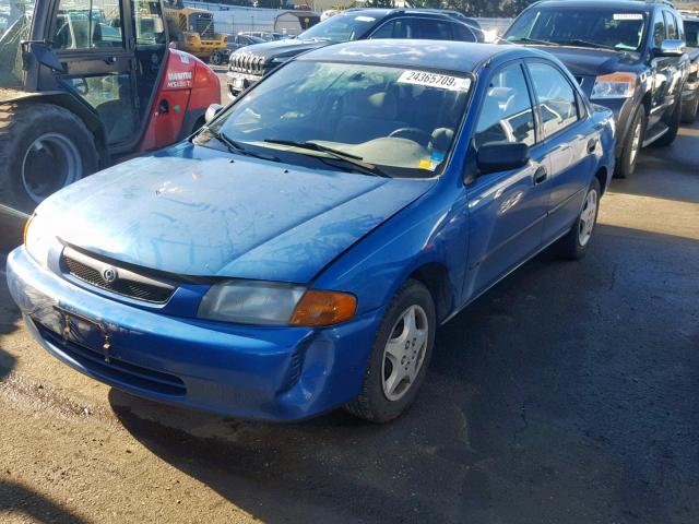 JM1BC1413V0100688 - 1997 MAZDA PROTEGE DX BLUE photo 2