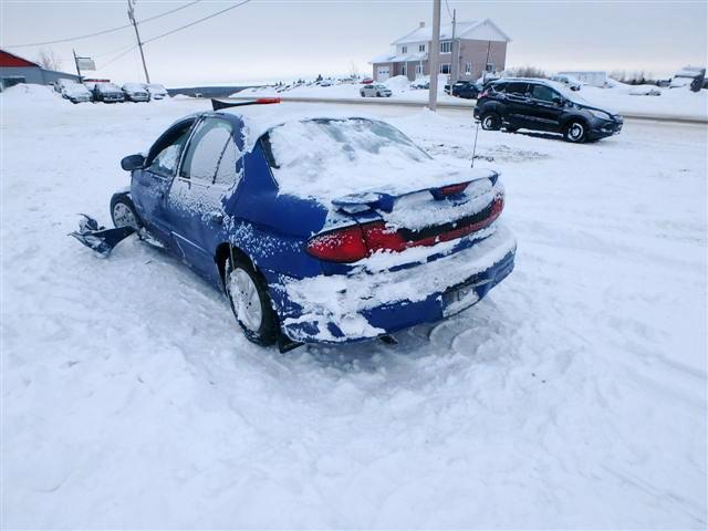 3G2JB52F35S109733 - 2005 PONTIAC SUNFIRE SL BLUE photo 3