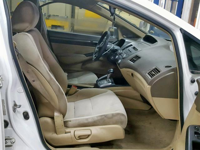 1HGFA168X6L117457 - 2006 HONDA CIVIC EX WHITE photo 5