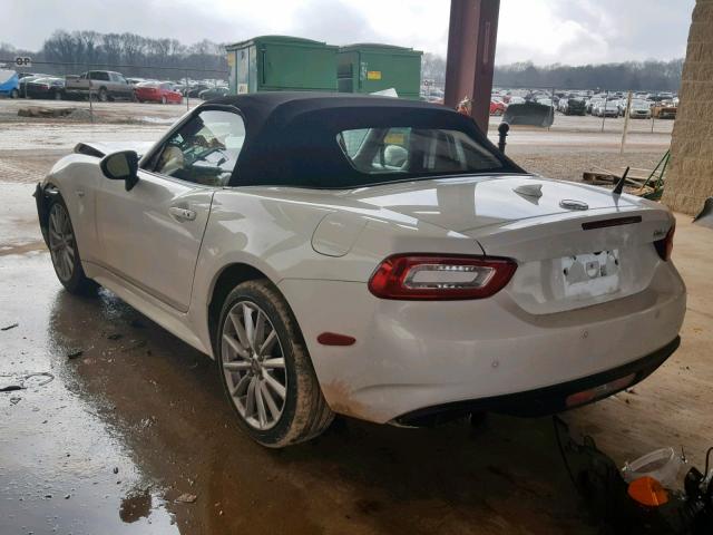 JC1NFAEK2H0126597 - 2017 FIAT 124 SPIDER WHITE photo 3